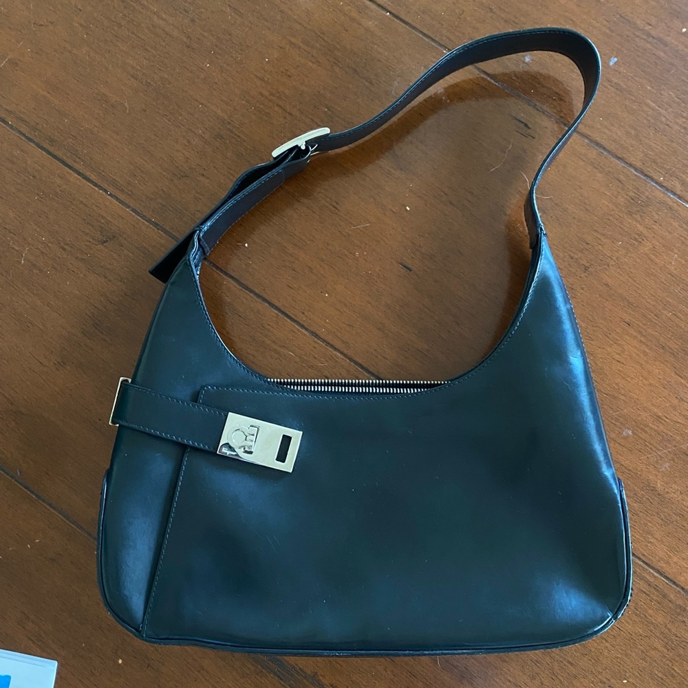 Vintage ferragamo black leather bag